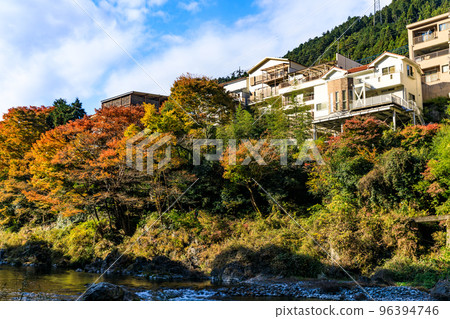 Autumn leaves in Mitake Valley, Ome City, Tokyo 96394746