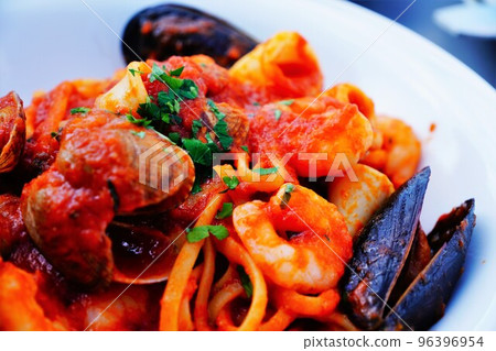 Pasta to eat on the terrace of a restaurant Pasta to eat on the terrace of a restaurant 96396954