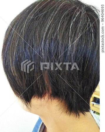 middle aged woman hair 96404693