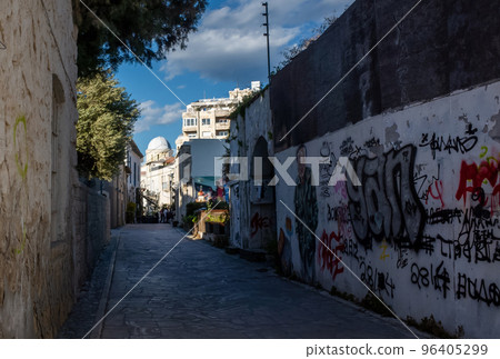 Empty quiet street of the old town. 96405299