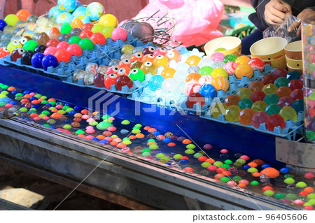 集市上的超級鏟球 96405606