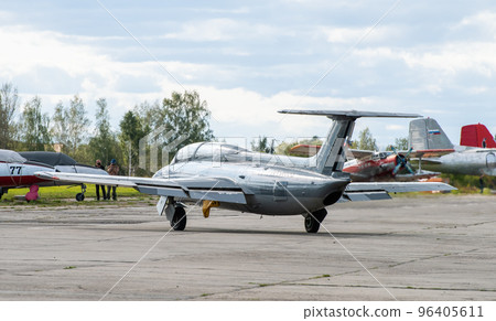The Aero L-29 Delfin training aircraft performs a training flight at the Oreshkovo airfield. 96405611