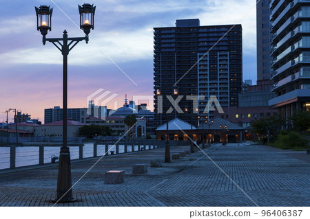 神戶市中央區神戶港Harbourland的Harborland夜景 神戶市中央區神戶港Harbourland的Harborland夜景 96406387