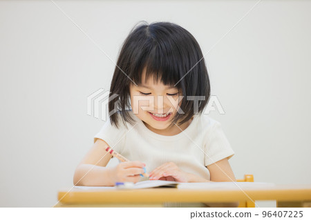 幼兒教育形象 96407225