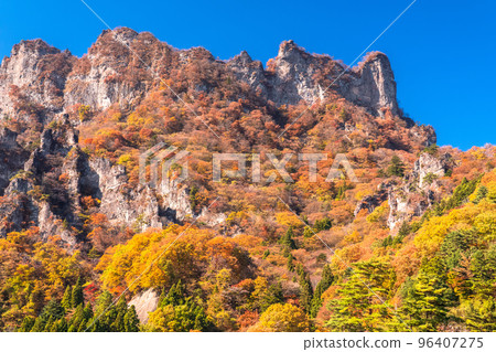 《群馬縣》秋季妙義山・紅葉季 96407275