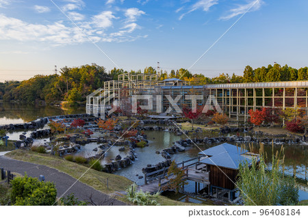 Keihanna Commemorative Park "Suikei Garden" Full view of Suikei Garden seen from Sato Tanada 96408184