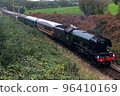 飛翔的蘇格蘭人拉著一列特殊的火車 96410169