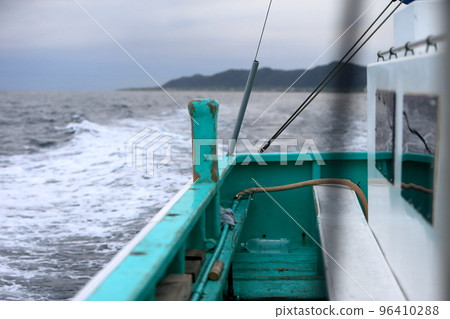 Fishing boat image Fishing boat image 96410288