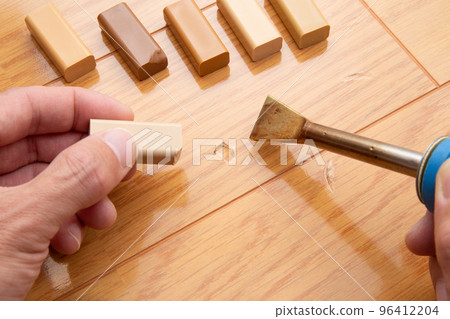 Flooring (floor) scratch repair work 96412204