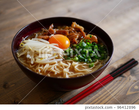 Soy sauce tonkotsu ramen Soy sauce tonkotsu ramen 96412896