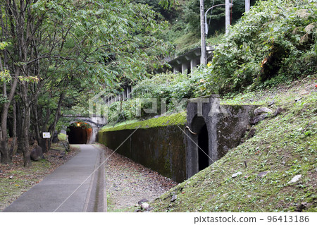 Yamabiko Promenade (Toyama Prefecture, Unazuki, Kurobe Valley, Abandoned Railroad Track) Yamabiko Promenade (Toyama Prefecture, Unazuki, Kurobe Valley, Abandoned Railroad Track) 96413186