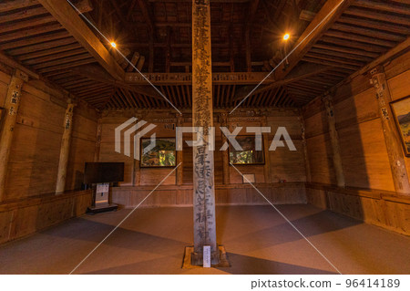 （岩手縣）世界遺產中尊寺金殿舊有蓋殿內 96414189