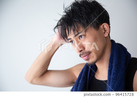 man in bath man in bath 96415728