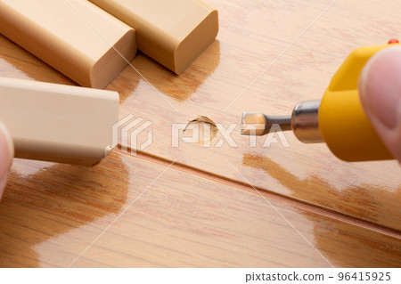 Flooring (floor) scratch repair Flooring (floor) scratch repair 96415925