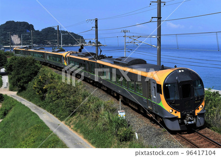 8600系特急“潮風”與讚線~大浦~淺見 8600系特急“潮風”與讚線~大浦~淺見 96417104