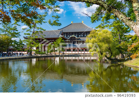 Nara Todaiji Great Buddha Hall and Middle Gate Nara Todaiji Great Buddha Hall and Middle Gate 96419393