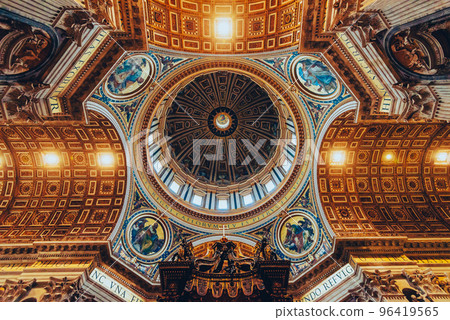 Rome St. Peter's Basilica Cupola 96419565