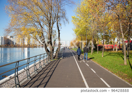park and autumn trees near Moscow river park and autumn trees near Moscow river 96428888