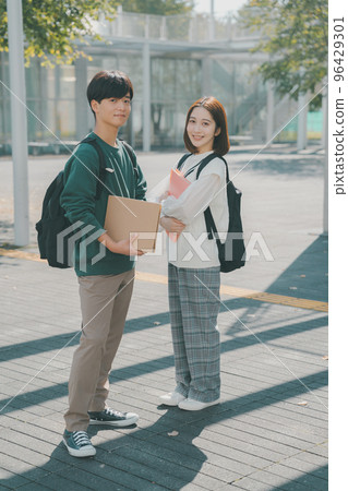 大學生 男人和女人 男女 96429301