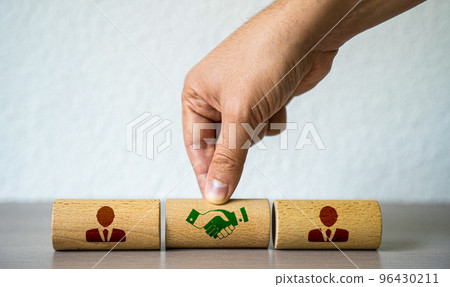 Mediation between the sides. Mediator changes the conflict through dialogue between opponents. Close the deal and sign the contract. Come to a consensus. Cooperation instead of competition Mediation between the sides. Mediator changes the conflict through dialogue between opponents. Close the deal and sign the contract. Come to a consensus. Cooperation instead of competition 96430211