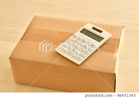 Cardboard box  96431343