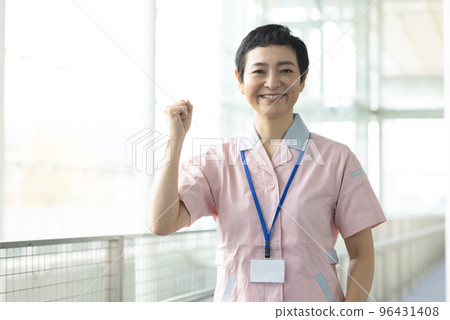 中間女人清潔 96431408