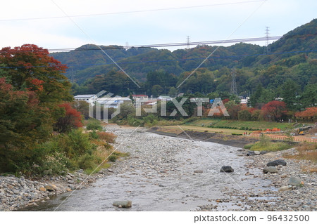 秋天的水上路站風景 秋天的水上路站風景 96432500