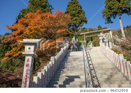 Oyama Afuri Shrine Autumn Leaves Isehara City, Kanagawa Prefecture Oyama Afuri Shrine Autumn Leaves Isehara City, Kanagawa Prefecture 96432959