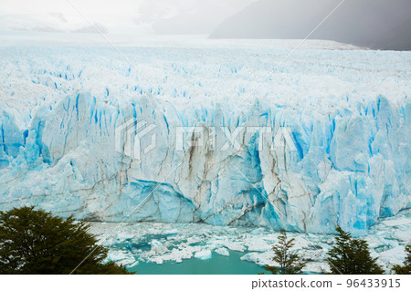 Perito Moreno Glacier Perito Moreno Glacier 96433915