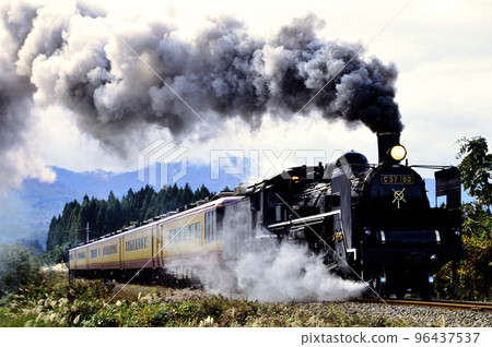 2000 C57180 Ozashiki Train Romance 在磐越西線運行 96437537