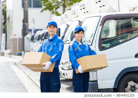 銷售司機、承運人、送貨員 96440105