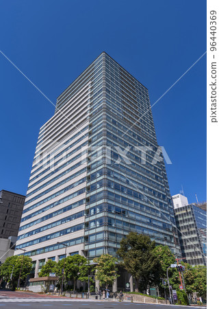 Kudanshita Crossing and Kitanomaru Square Building Kudanshita Crossing and Kitanomaru Square Building 96440369