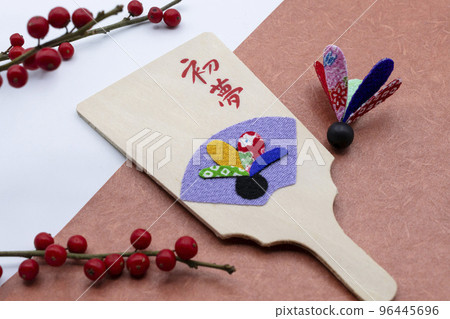 羽子板和新年 96445696