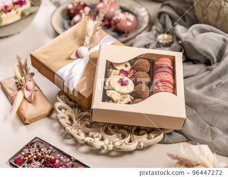 Festive dessert box 96447272
