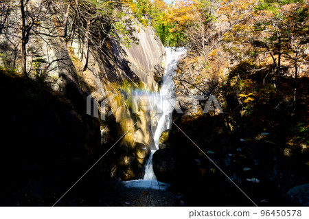 [Yamanashi Prefecture] Shosenkyo Sengataki Autumn 96450578