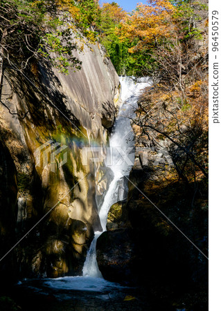 Senga Falls with rainbow (Shosenkyo) Senga Falls with rainbow (Shosenkyo) 96450579