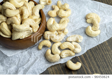 Fresh peeled cashew nuts on the table 96450624