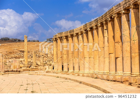 Row of columns of Oval square forum, Jerash, Jordan 96451232