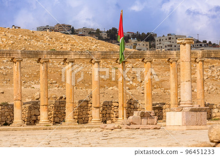 Row of columns of Oval square forum, Jerash, Jordan Row of columns of Oval square forum, Jerash, Jordan 96451233