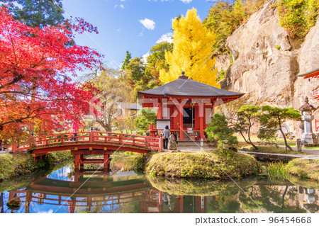(岩手縣)平泉卓國岩屋毗沙門堂 (岩手縣)平泉卓國岩屋毗沙門堂 96454668