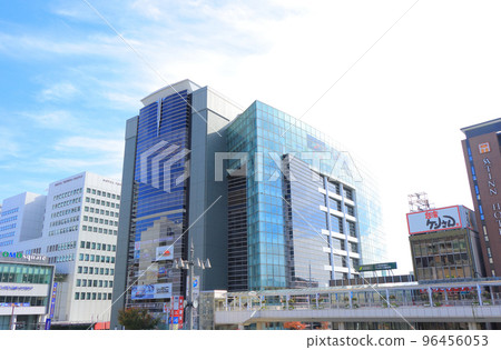 Scenery of Sangokan in front of Toyotashi Station Scenery of Sangokan in front of Toyotashi Station 96456053