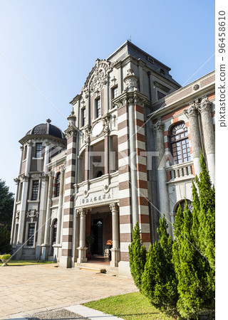 Building exterior of the Lukang Folk Arts Museum in Changhua, Taiwan. Building exterior of the Lukang Folk Arts Museum in Changhua, Taiwan. 96458610