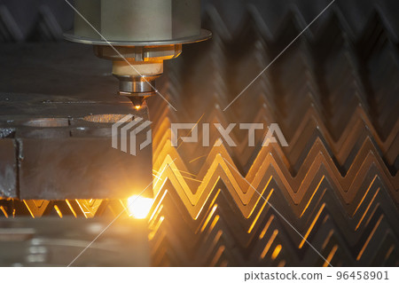 The fiber laser cutting machine cutting  machine cut the metal plate. 96458901