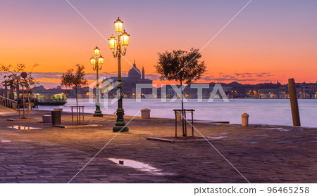Fondamenta Zattere at sunrise in Venice, Italy Fondamenta Zattere at sunrise in Venice, Italy 96465258