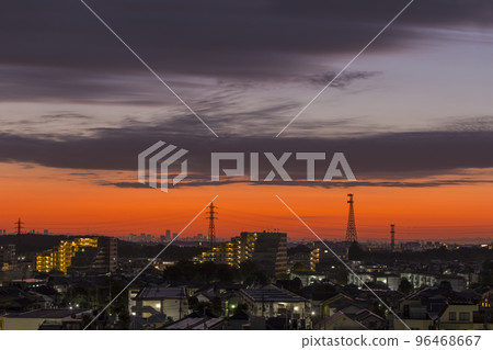 日出,住宅區的早晨,清晨,日出,日出,太陽 日出,住宅區的早晨,清晨,日出,日出,太陽 96468667