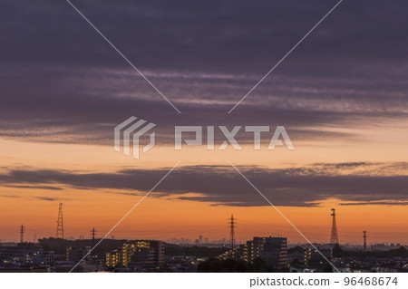 Sunrise, morning in a residential area, early morning, sunrise, sunrise, sun 96468674