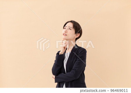 業務擔心思考擔心女人米色回來 業務擔心思考擔心女人米色回來 96469011