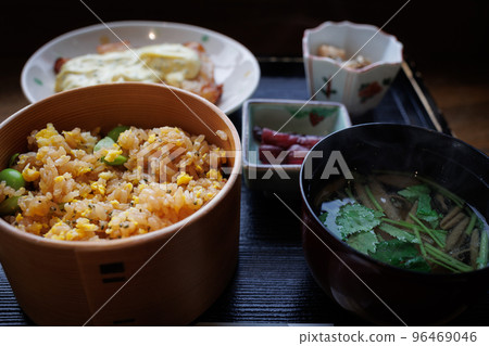 Tonburi cooked rice (Odate City, Aomori Prefecture) Tonburi cooked rice (Odate City, Aomori Prefecture) 96469046