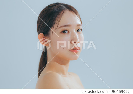 Basic beauty of young women Basic beauty of young women 96469092