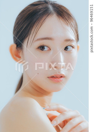 年輕女性的基本美容 年輕女性的基本美容 96469151